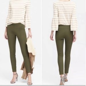 Banana Republic Devon Pants Green Size 8